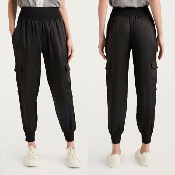 Cinq à Sept NWT Giles Cargo Pocket Satin Jogger
Pants In Black Size XS MSRP $265 - Picture 3 of 7